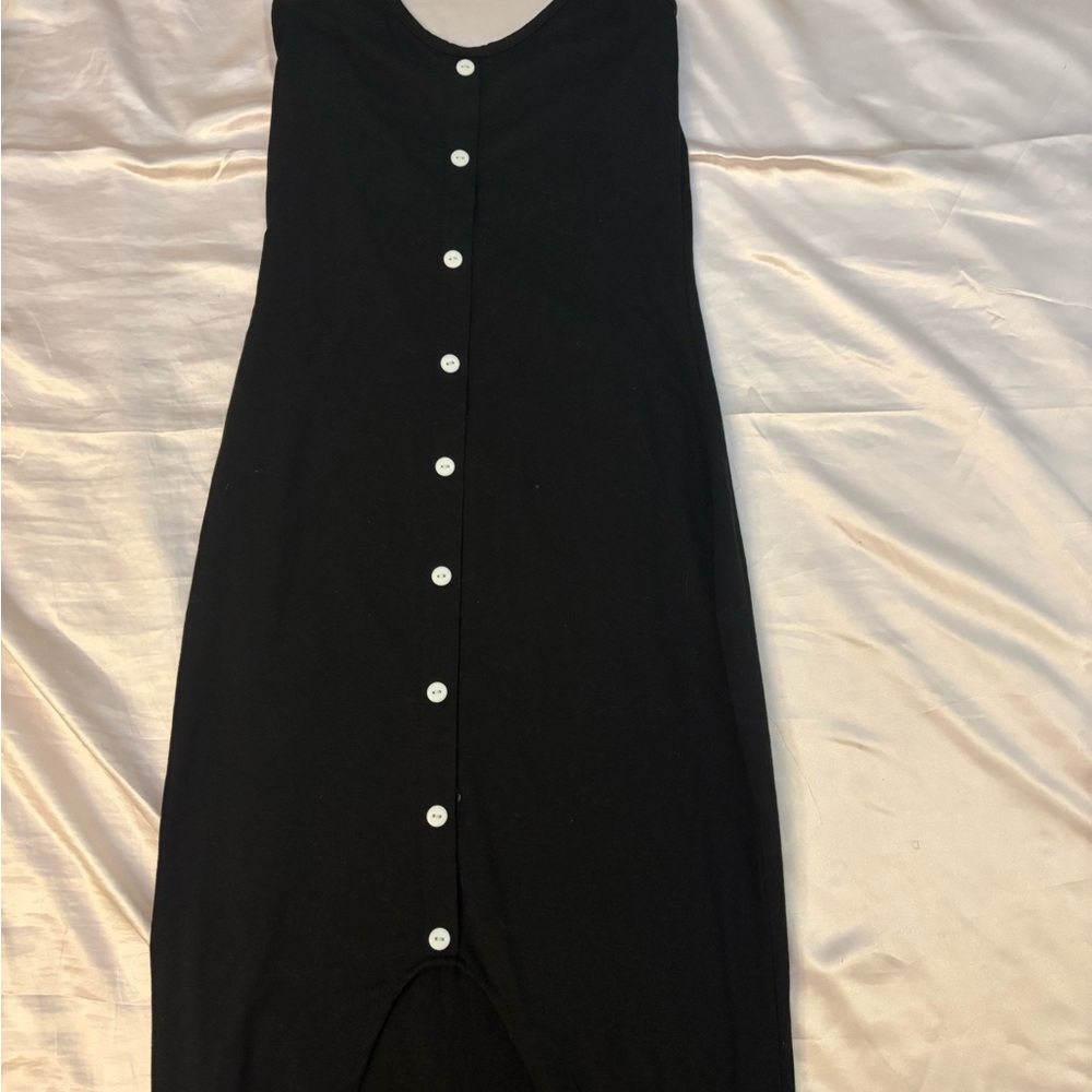 Elegant Black Maxi Dress with Button Detail